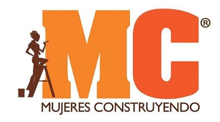 Mujeres Construyendo